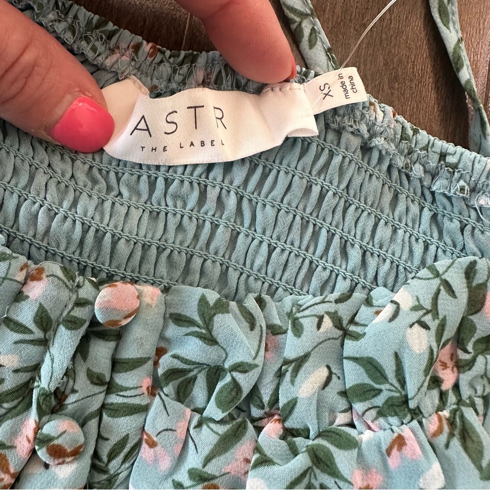 NWOT Astr The Label Clairemont Floral Milkmaid Peasant Boho Top Puff Sleeve XS - Picture 2 of 9